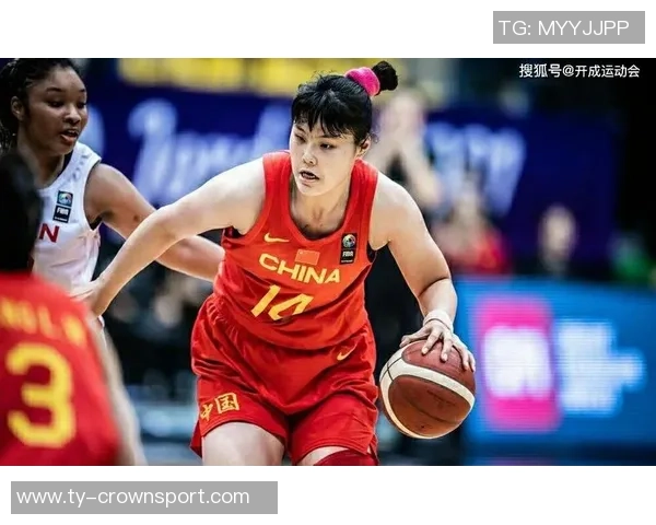 斯卢茨基赛后感慨双方实力相当遗憾未能全取三分的比赛总结