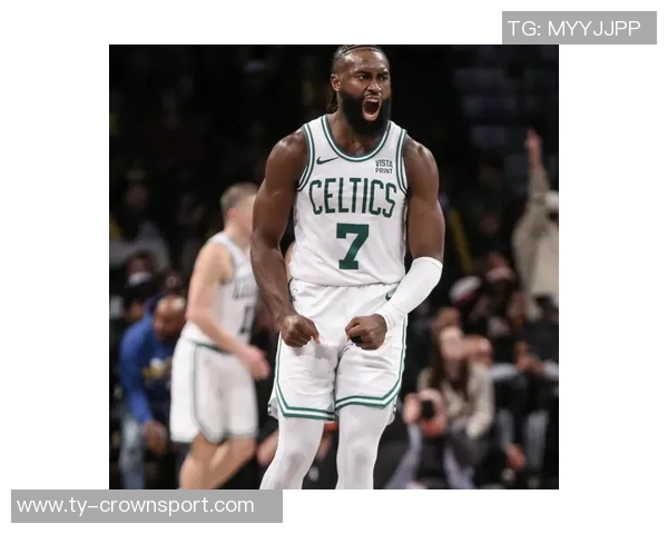 杰伦布朗展现防守实力对手投篮命中率降至联盟第二低的3937