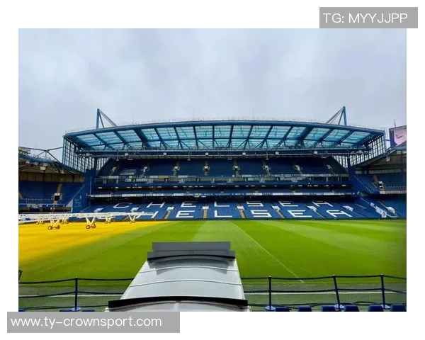 斯坦福桥球场开启预约活动踢点球合影世俱杯奖杯等你来参与