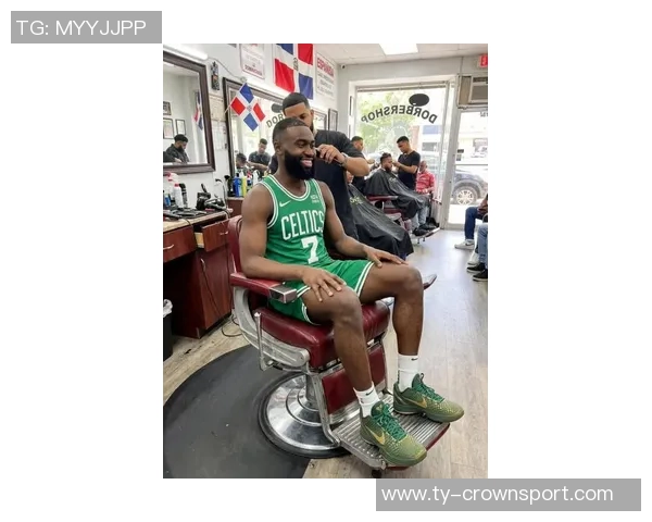 杰伦布朗打电话詹姆斯请教植发问题引发热议节目效果爆棚