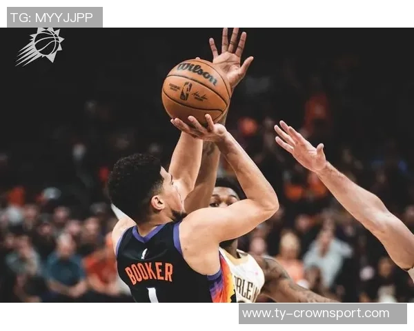 太阳队宣布裁掉前锋CJ亨特利双向球员身份终止