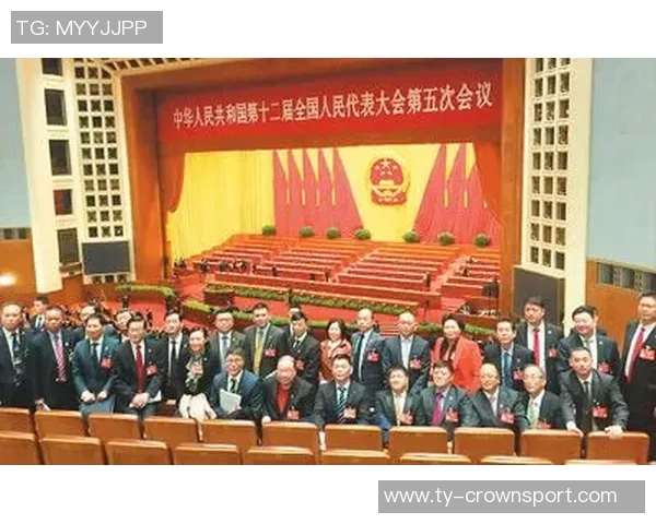 武汉三镇训练纪实：团结拼搏共创辉煌未来的奋斗之路