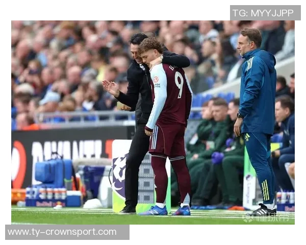 埃利奥特留队维拉在即将到来的三场比赛中争取激活买断条款